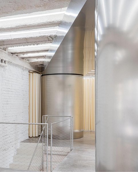 Thumbnail of c6-qd38mnfp-925a6ed610db44c9 0