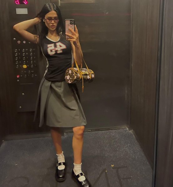 Thumbnail of p-cxbnzogp7g0-942ba3574f394513 4