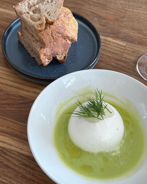 Thumbnail of p-c5d1tnmishb-949b6871e34f49f3 2