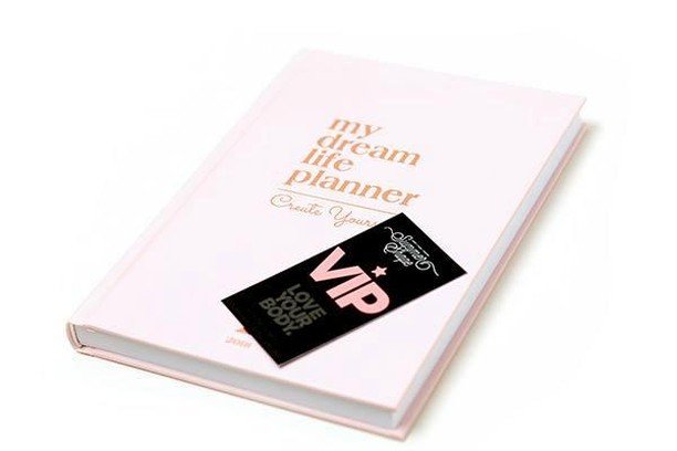 Thumbnail of p-bd8q0t1a4uk-94c74bbf80184e5b 0