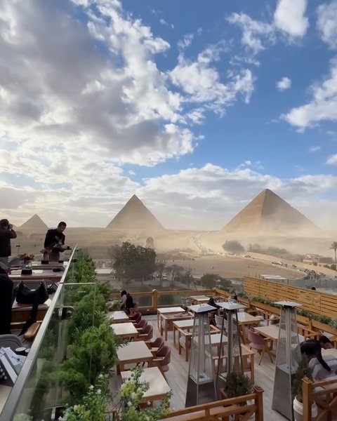 Thumbnail of p-c5lpz0ymiwh-9561af6a37374f2f 1