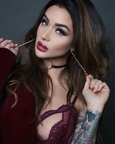 Thumbnail of p-bxxnyeda1o8-95b4c9ab4c904608 0