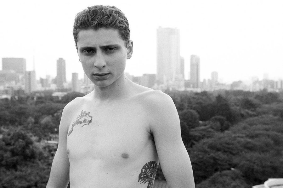 Thumbnail of bzdrun4f-aq-95dd1fc68a0e4f98 1