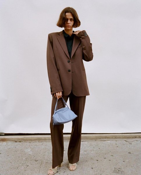 Thumbnail of p-cywpqnhgqsi-9644351a3c31431f 4