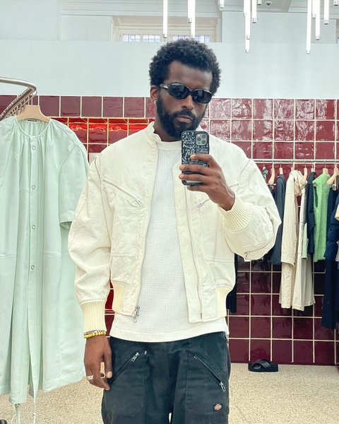 Thumbnail of p-cdlx2kvi6ed-97e0f33a3c594cd9 0