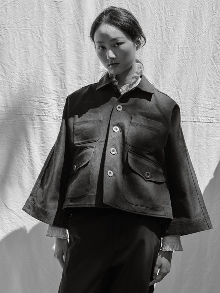 Thumbnail of p-dmvdhbdtp4-97fd52b34f13462f 1