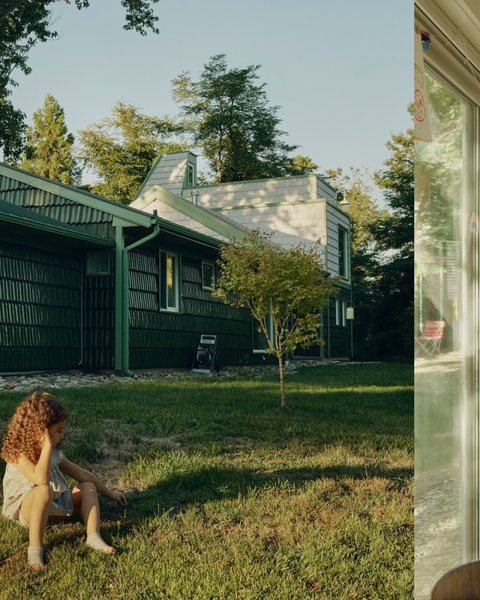 Thumbnail of p-cljcnj2oovs-983769c3b8df47cd 1