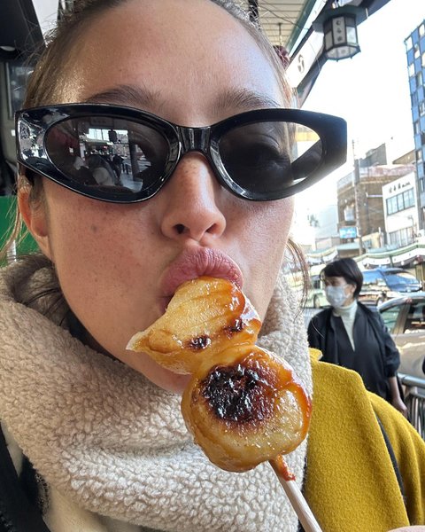 Thumbnail of p-cnlmootscwy-995edd06088343b8 9