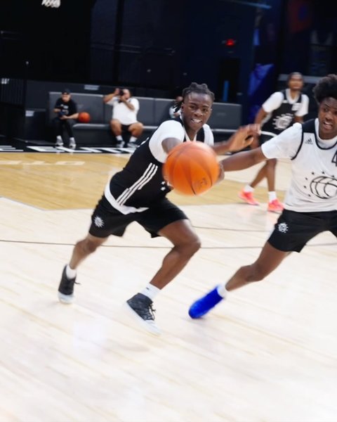 Thumbnail of c7ptl-qnqei-9a05db9f142a4e2d 1