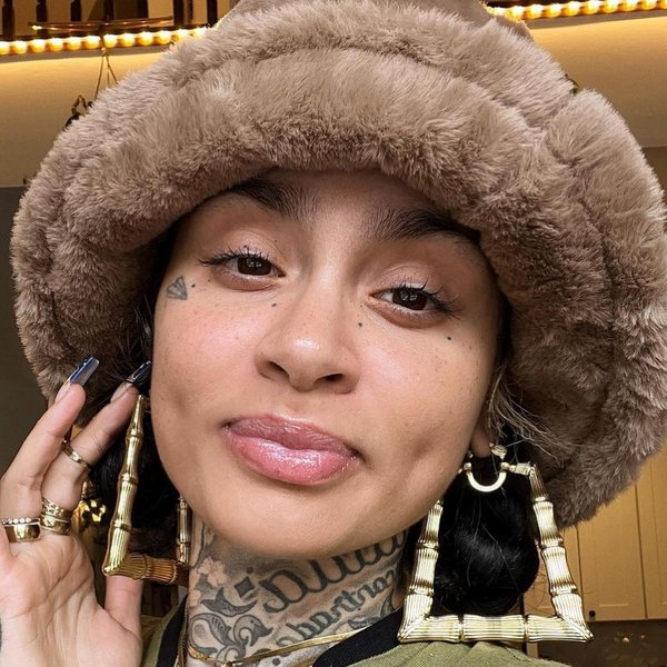 Thumbnail of p-cveiav9px8h-9c4d6bc6f0134f4c 0