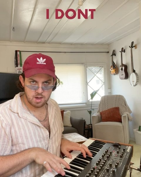 Thumbnail of c8cxoivre-c-9d7abe2584d24077 0