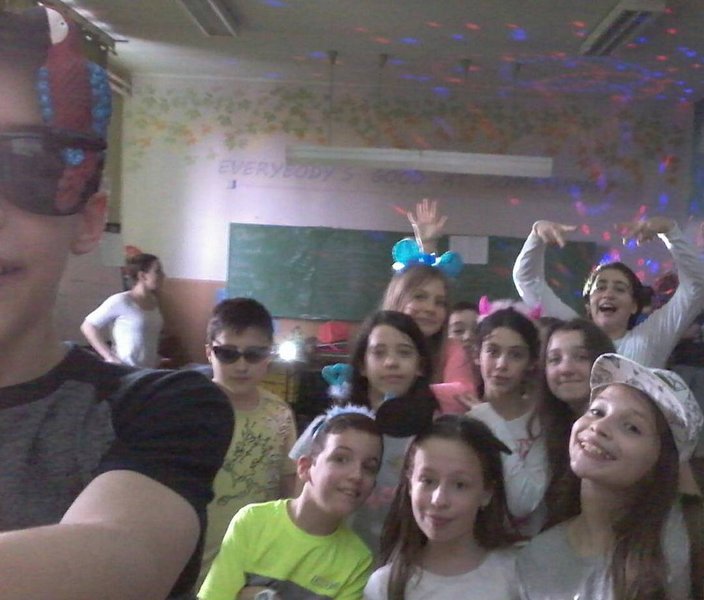 Thumbnail of bsbgk4-dhtb-9e95af0b8de541ee 0