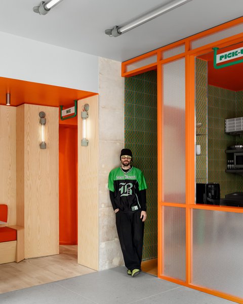 Thumbnail of p-dhex700mzx1-9f8cdf5634b64b35 1