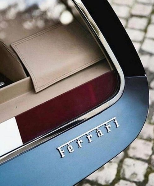 Thumbnail of c-ypxivodmd-a01b4c892e604288 2