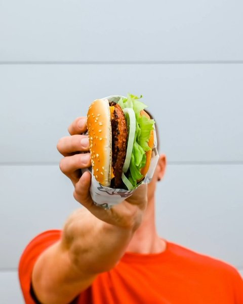 Thumbnail of p-b0cmeeinjn6-a08983b232634d0d 0