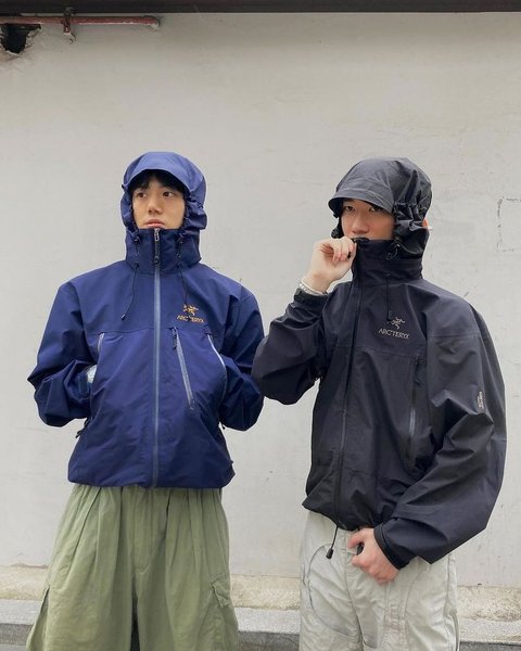 Thumbnail of p-cyi1mhclm1v-a19a1ba5d1784888 0