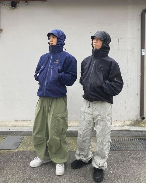 Thumbnail of p-cyi1mhclm1v-a19a1ba5d1784888 1