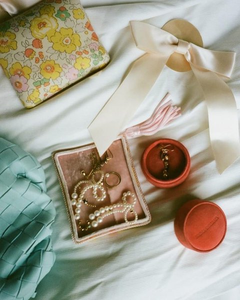 Thumbnail of p-c8annl0ny6l-a25361b1e47f439b 3