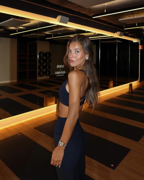 Thumbnail of dcoddwvj-zq-a2bd5e74df1843e3 1