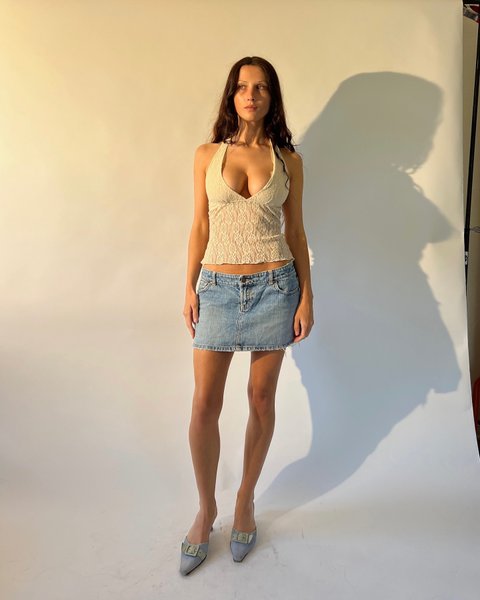 Thumbnail of p-c8ajt87oeaw-a2d2d0830342460e 5