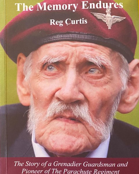 Thumbnail of p-b8ew7p5jq40-a3553be2702049ff 0