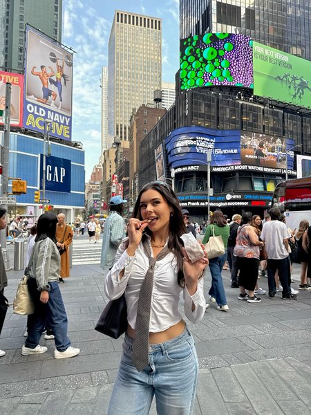 Thumbnail of p-dlavxtqa5jz-a41c4ffa3dd24f57 0