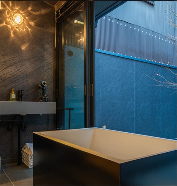 Thumbnail of p-dqqntivetto-a476da1f60144e33 4