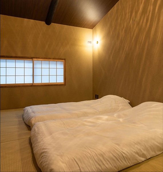 Thumbnail of p-dqqntivetto-a476da1f60144e33 8