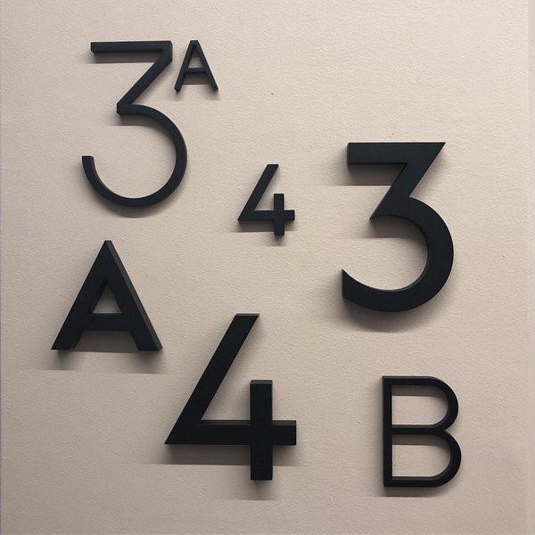 Thumbnail of bqmuaual-lo-a51fbbfb56c54389 0