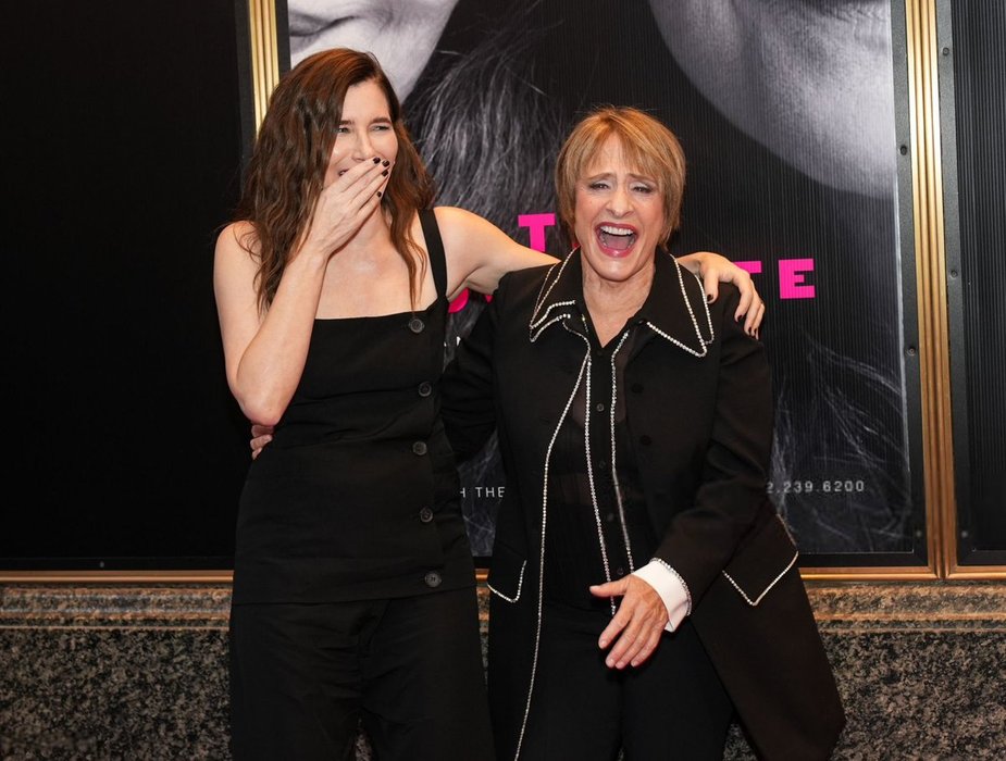 Thumbnail of www-x-com-hahnupdates-status-1914378936370287010-a52906ab36b54e69