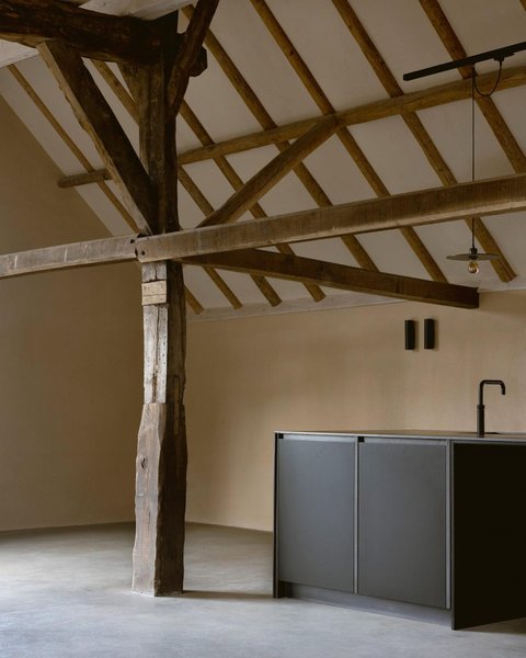 Thumbnail of p-cm6tfmrotad-a594efe8f32b4a79 6