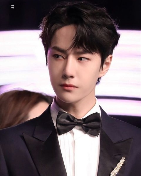 Thumbnail of p-cqd09vrm2ai-a62da1d764ec429a 0