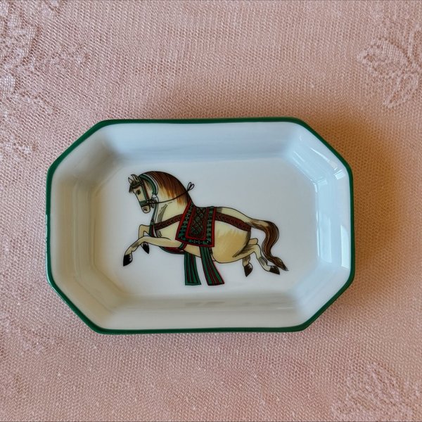 Thumbnail of p-dqcre5kcj0f-a7dd26fd53c14db3 0