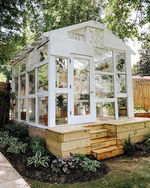 Thumbnail of cal-gu2pla1-a84a0aef3fff4b32 0