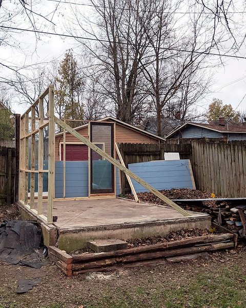 Thumbnail of cal-gu2pla1-a84a0aef3fff4b32 3