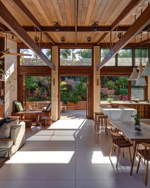 Thumbnail of p-csyueughllv-a8545ccb1bf04dd5 5