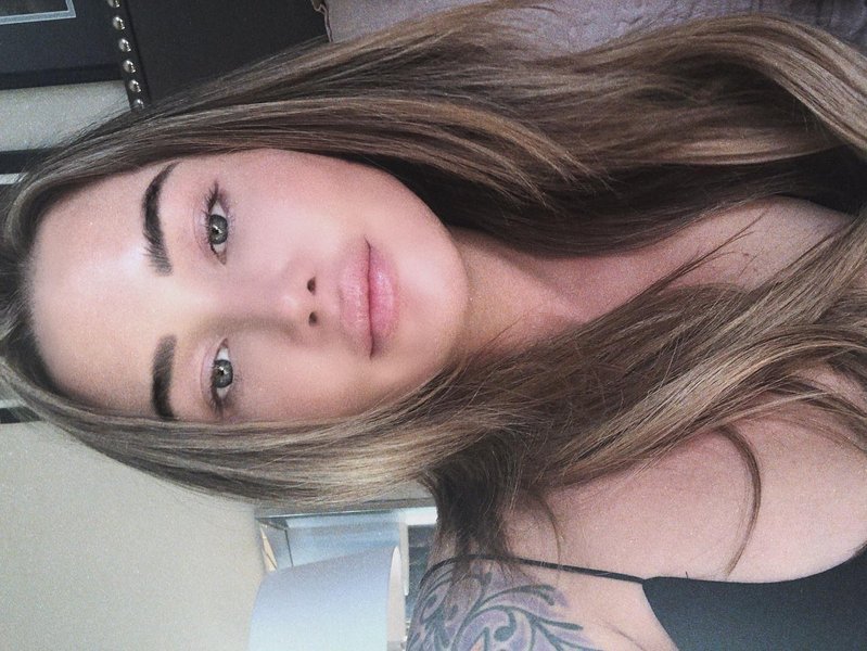 Thumbnail of p-cb6eepda3pg-a921a2cb5e7141e4 0