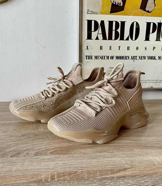 Thumbnail of p-cxufbdhula6-a9d360640e944477 2