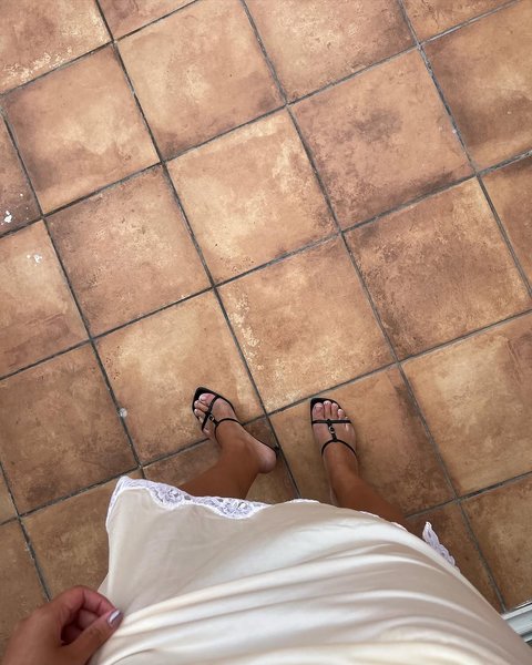 Thumbnail of www-instagram-com-p-c61fv92tfsq-img-index-2 2