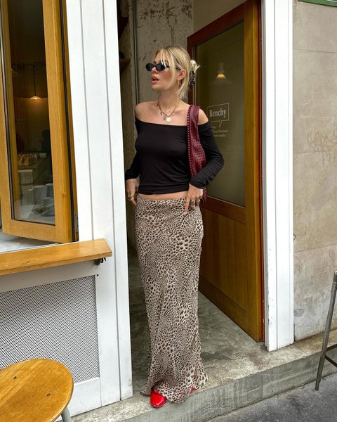 Thumbnail of c61yvovo-n7-ab81ee51a8c4457e 10