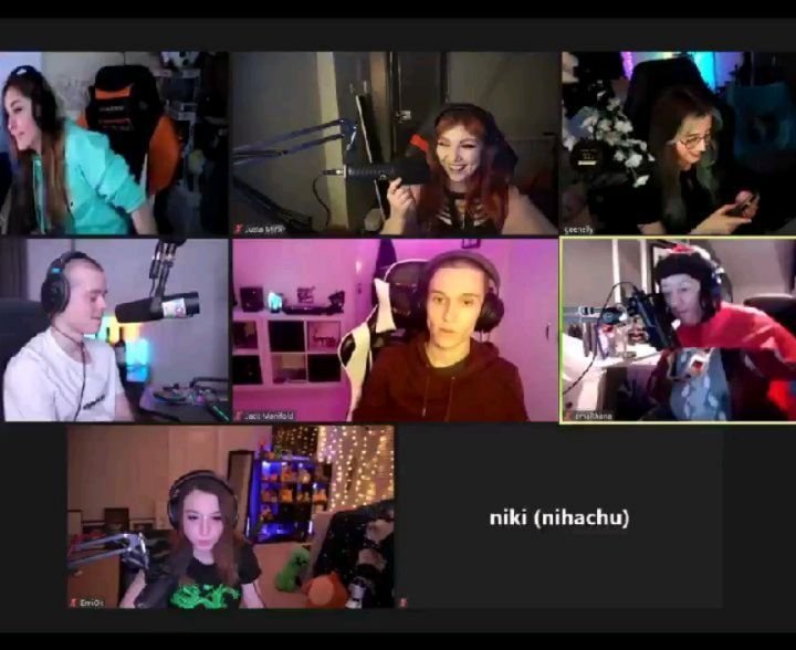 Thumbnail of cmq9-rdfju0-ab927f094c314022 4