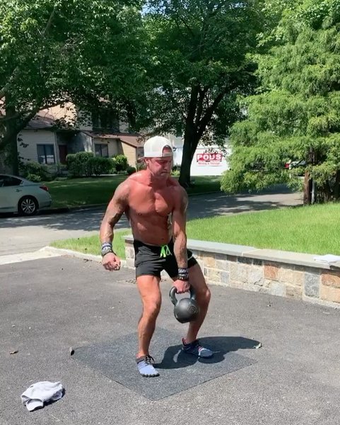 Thumbnail of p-cecn6ocmqnh-accd12a06976460f 3