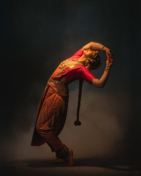 Thumbnail of p-dd1bkuonycd-ad098027f07f4d5a 2