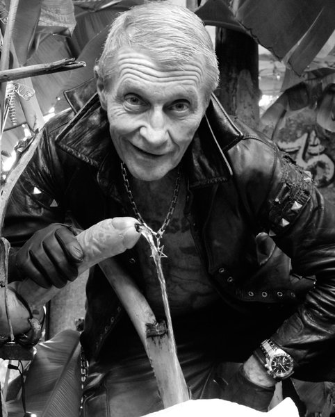 Thumbnail of 8q-lydtno-ad141c5ca9b841d3 4