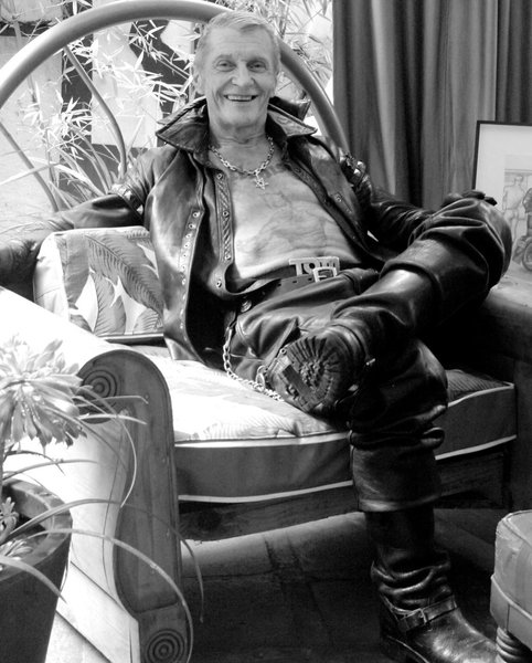 Thumbnail of 8q-lydtno-ad141c5ca9b841d3 6