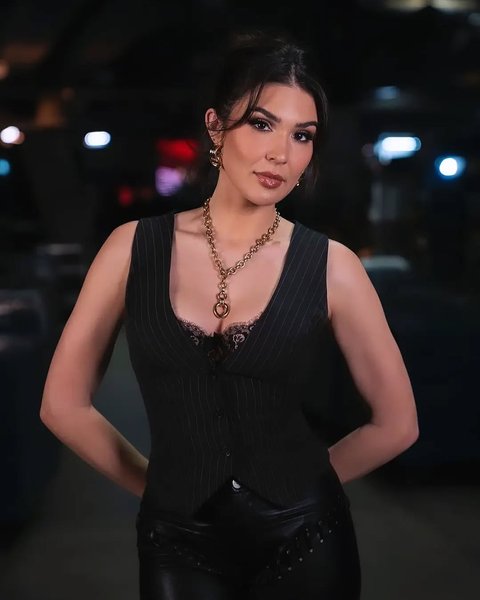 Thumbnail of p-c4s4jzjrtgw-ad1f51c1b02e482f 0