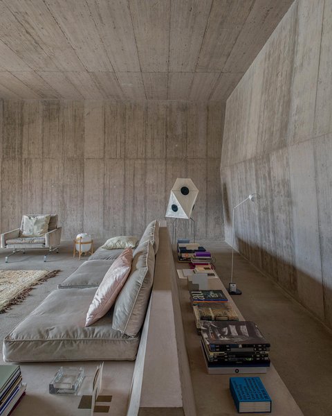 Thumbnail of p-culit1agv9j-ad64491651024f19 0