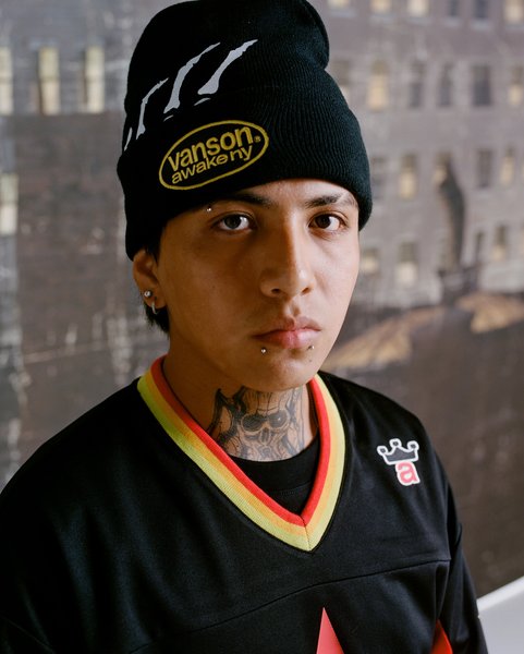 Thumbnail of p-dowhu7xdtgr-aec960624fbc4043 16