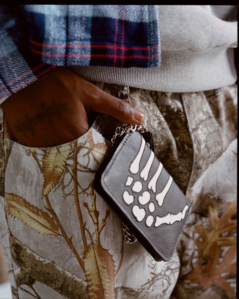 Thumbnail of p-dowhu7xdtgr-aec960624fbc4043 4