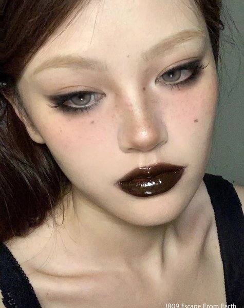 Thumbnail of p-da0pwmmucar-af07e94e34c243fb 2